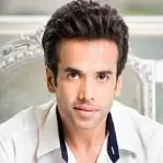 Tusshar-Kapoor-Alumni